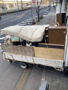 広島市中区で2LDKゴミ屋敷片付けを行いました。