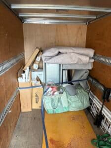 尼崎市でゴミ屋敷を片付けをしたのち引き取り